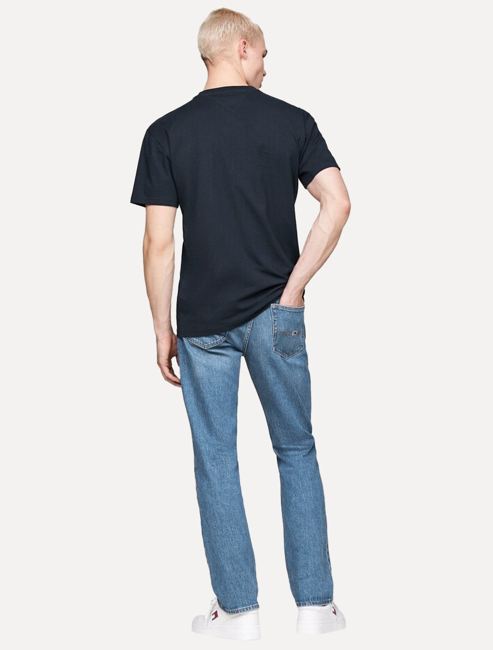 Camiseta Tommy Jeans Masculina Regular Signature Twist Logo Tee Azul Marinho