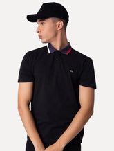 Polo Tommy Jeans Masculina Regular Flag Neck Preta