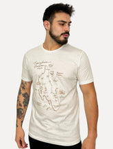 Camiseta King & Joe Masculina Slim Mapa Zanzibar Off-White