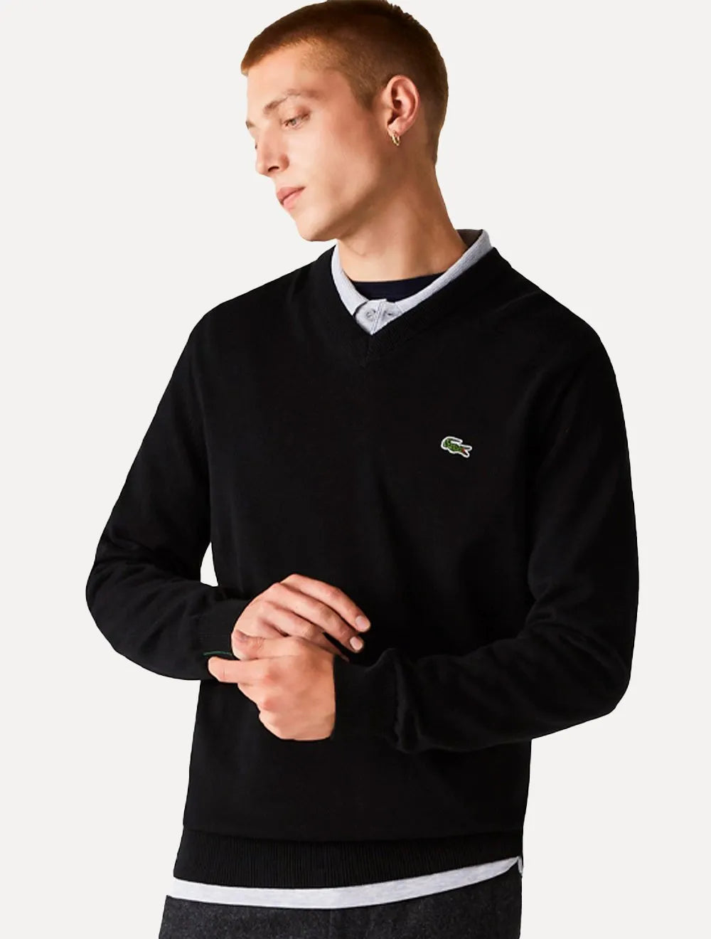 Suéter Lacoste Masculino Classic Fit Gola V Logo Preto