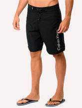 Bermuda Calvin Klein Swimwear Masculina D'Água Vertical New Logo Preta
