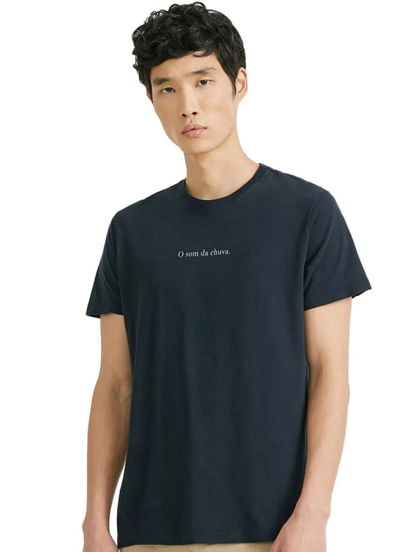 Camisetas com inspiração criativa