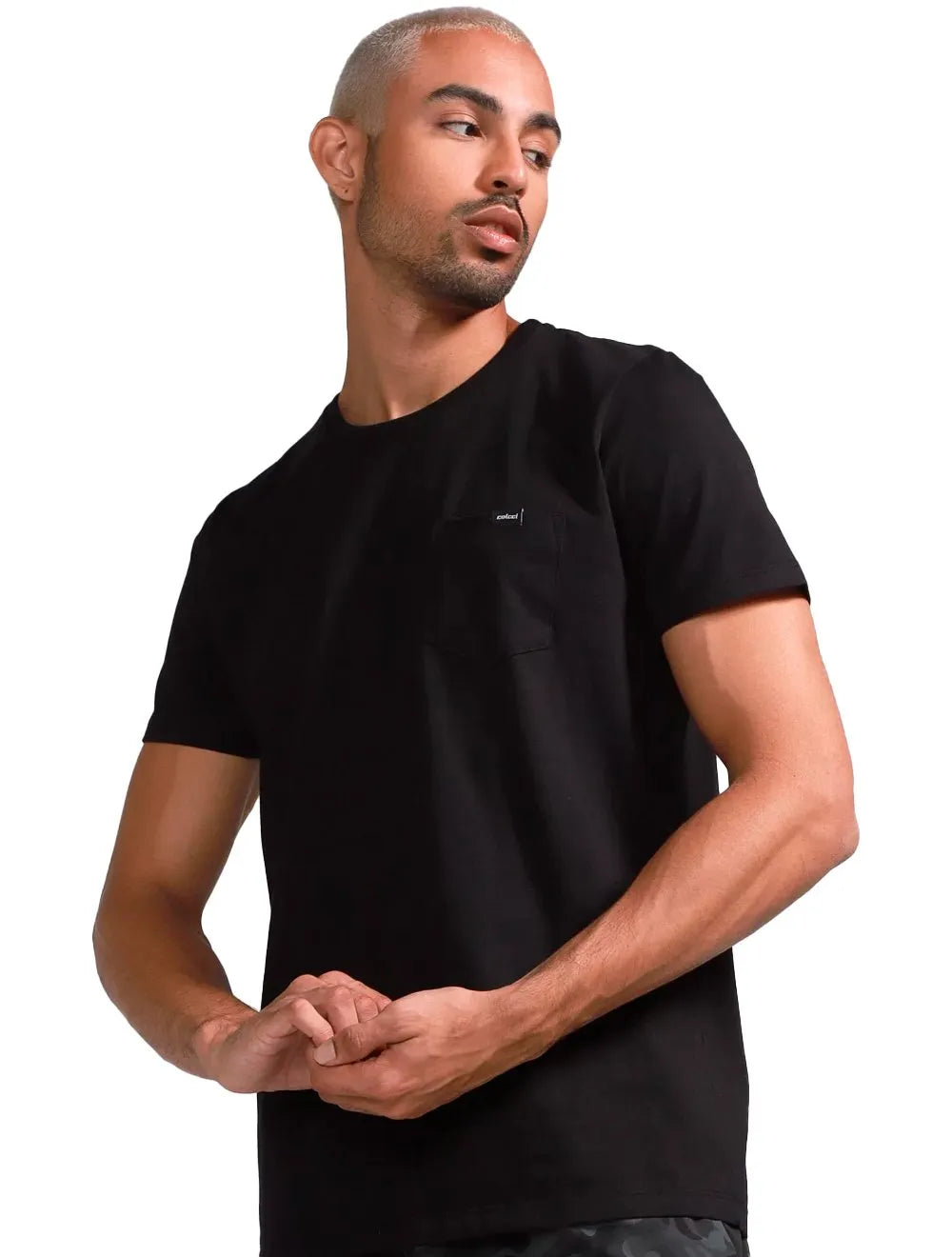 Camiseta Colcci Masculina Cotton Tag Pocket Preta