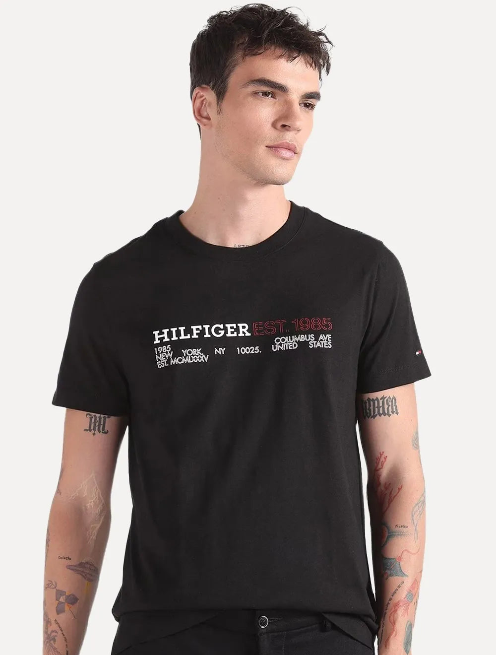 Camiseta Tommy Hilfiger Masculina Monotype 1985 Logo Preta