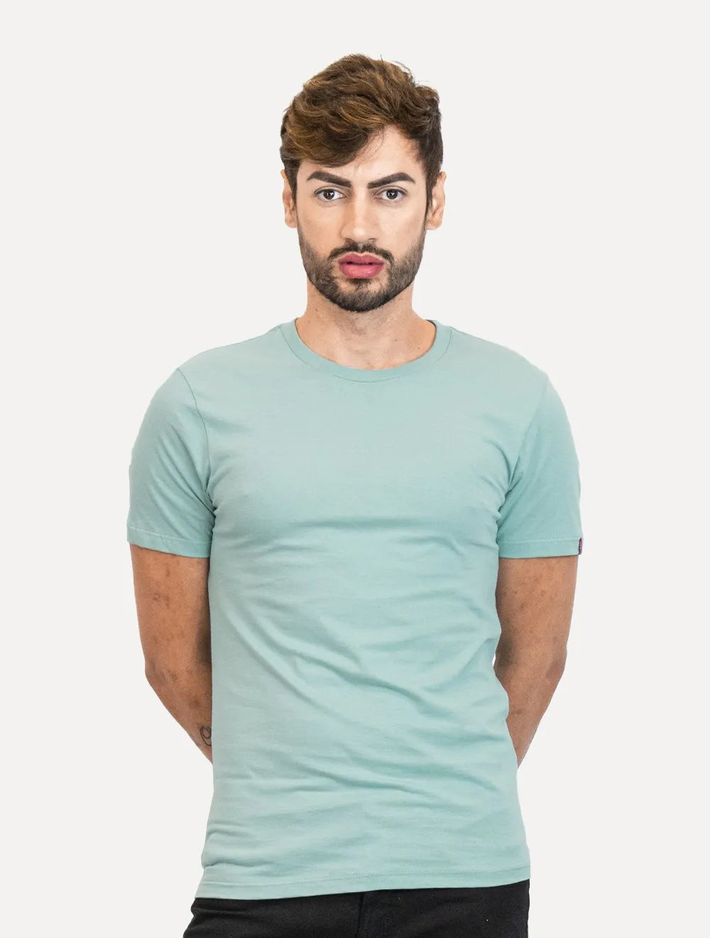 Camiseta Levis Masculina Slim Tab Lisa Aquifer Azul Ciano