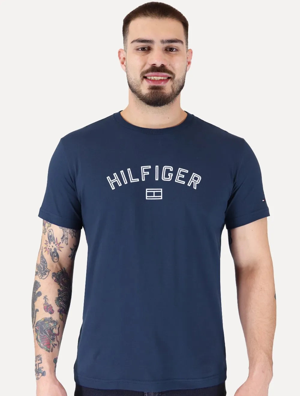 Camiseta Tommy Hilfiger Masculina Outline Arc Script Azul Marinho