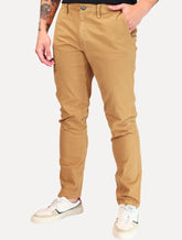 Calça Dudalina Masculina Sarja Slim Faca Color Caramelo