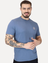 Camiseta Von der Volke Masculina Origineel Badge Lion Azul Médio