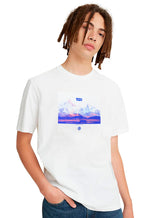 Camiseta Levis Masculina Regular Landscape Coordinates Branca