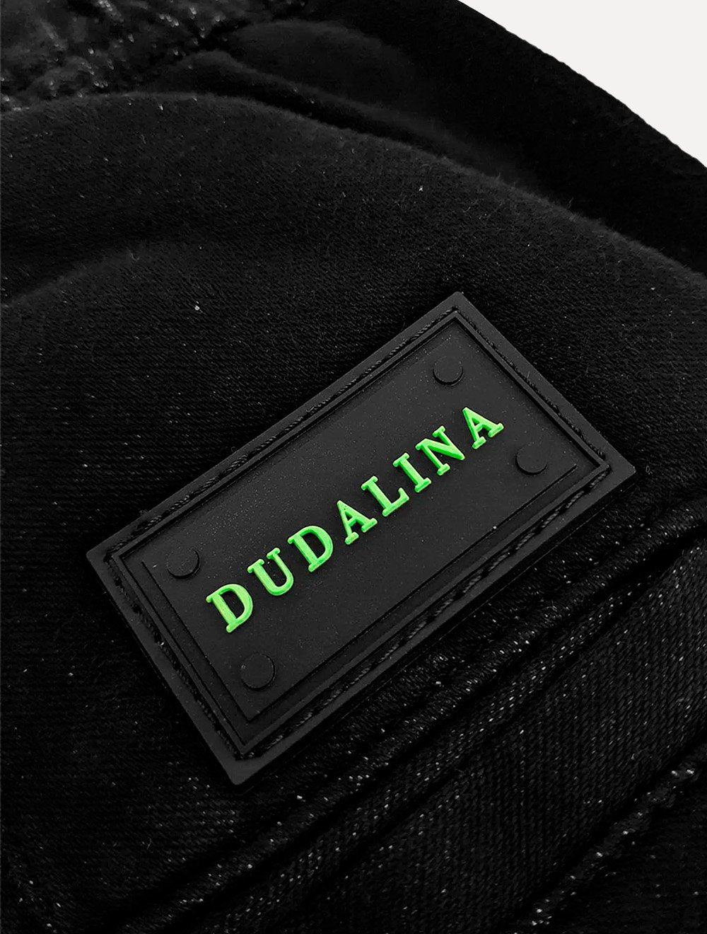 Bermuda Dudalina Masculina Sarja Molet Comfort Preta