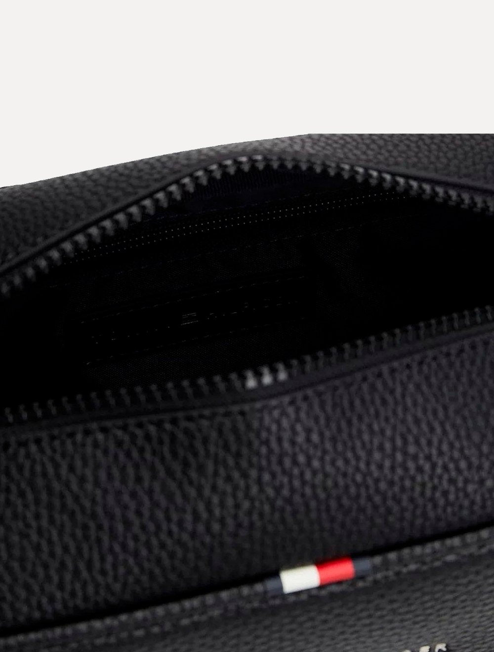 Necessaire Tommy Hilfiger Essential PU Washbag Preto