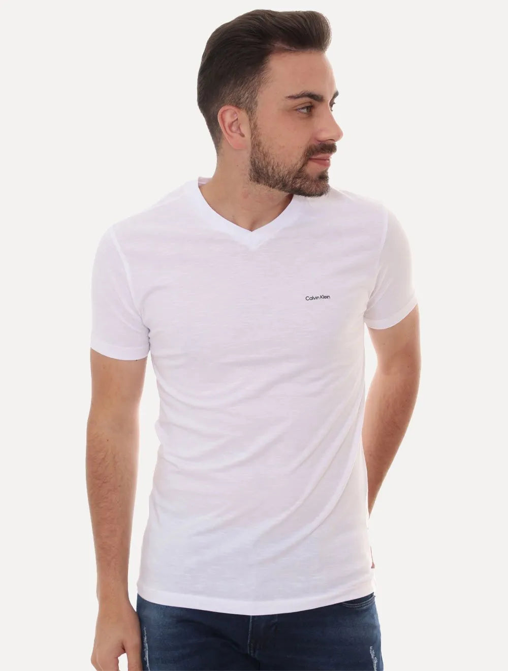 Camiseta Calvin Klein Masculina V-Neck Logo Flamê Branca