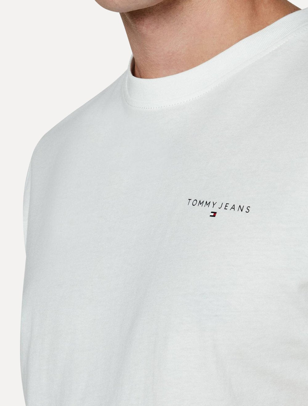 Camiseta Tommy Jeans Masculina Slim Linear Chest Branca