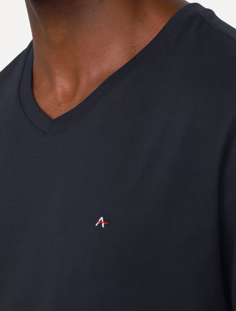Camiseta Aramis Masculina Basic V-Neck Azul Marinho