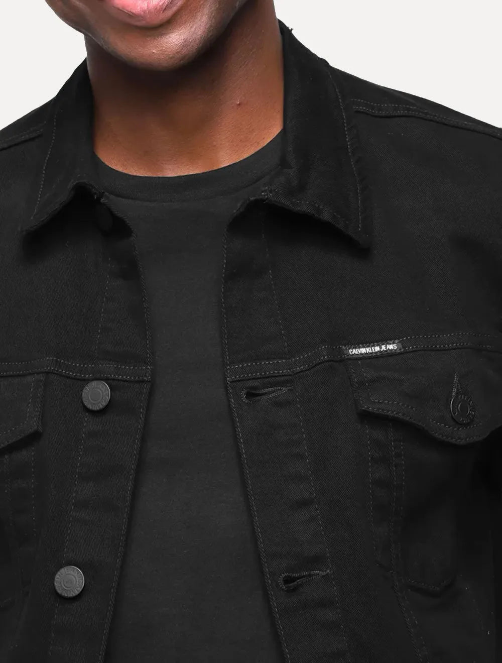 Jaqueta Calvin Klein Jeans Trucker Essential Infinite Black Preta
