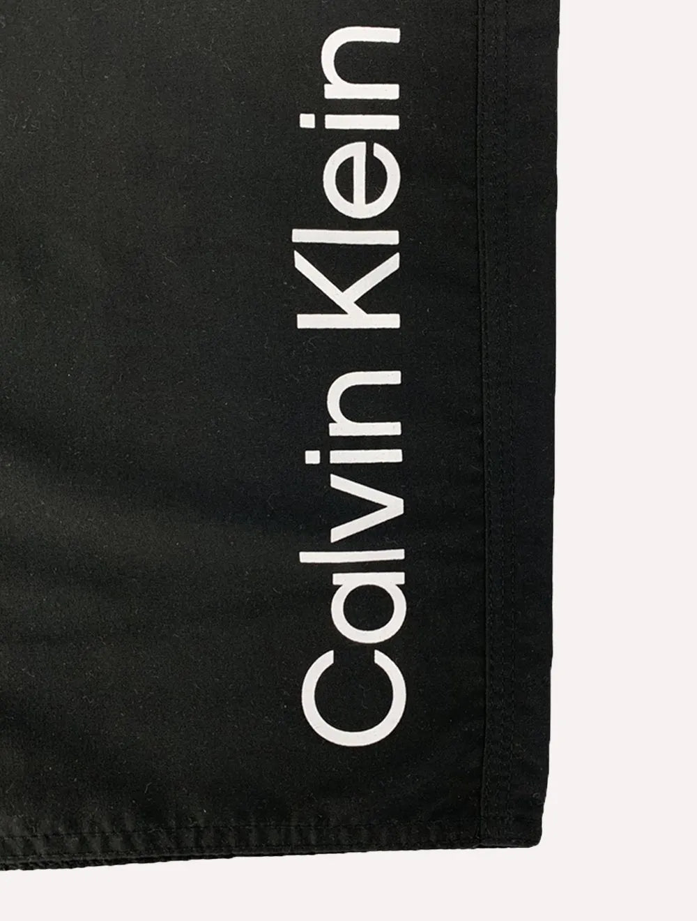 Bermuda Calvin Klein Swimwear Masculina D'Água Vertical New Logo Preta