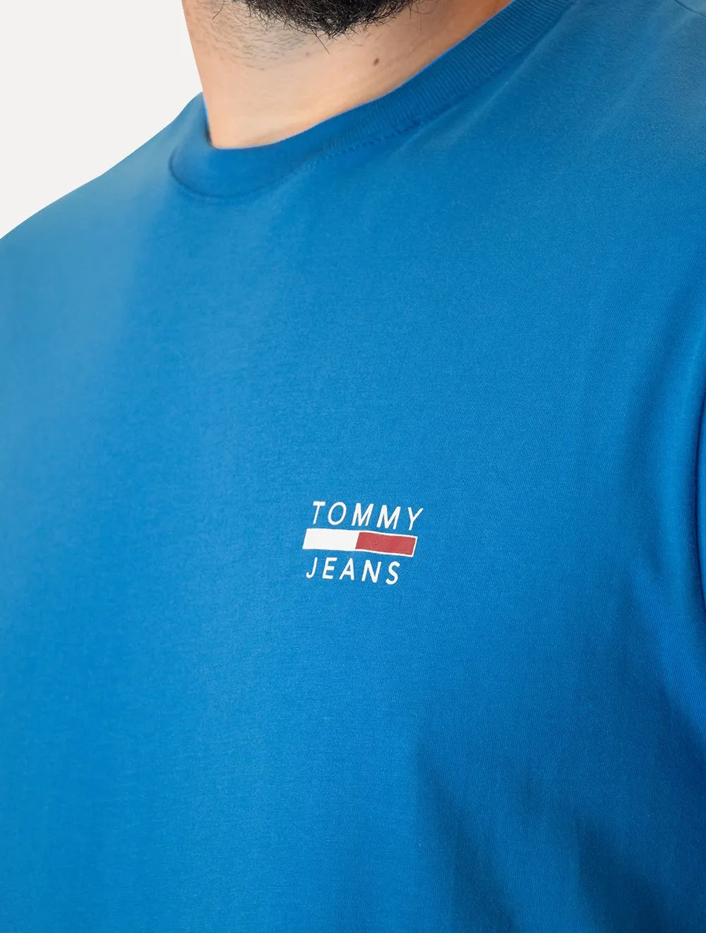 Camiseta Tommy Jeans Masculina Chest Logo Tee Azul