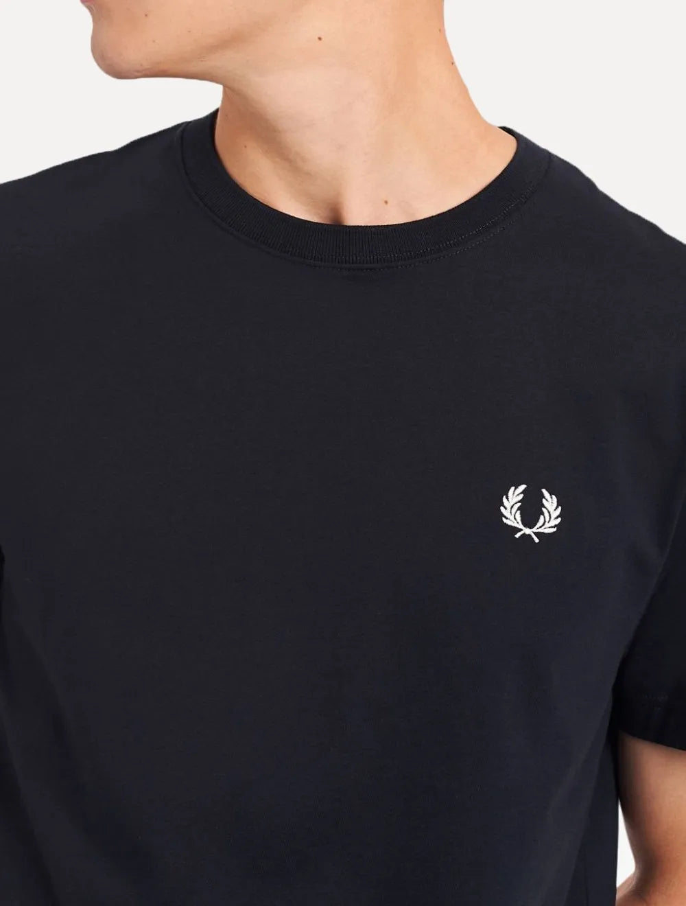 Camiseta Fred Perry Masculina Regular Crewneck Logo Azul Marinho
