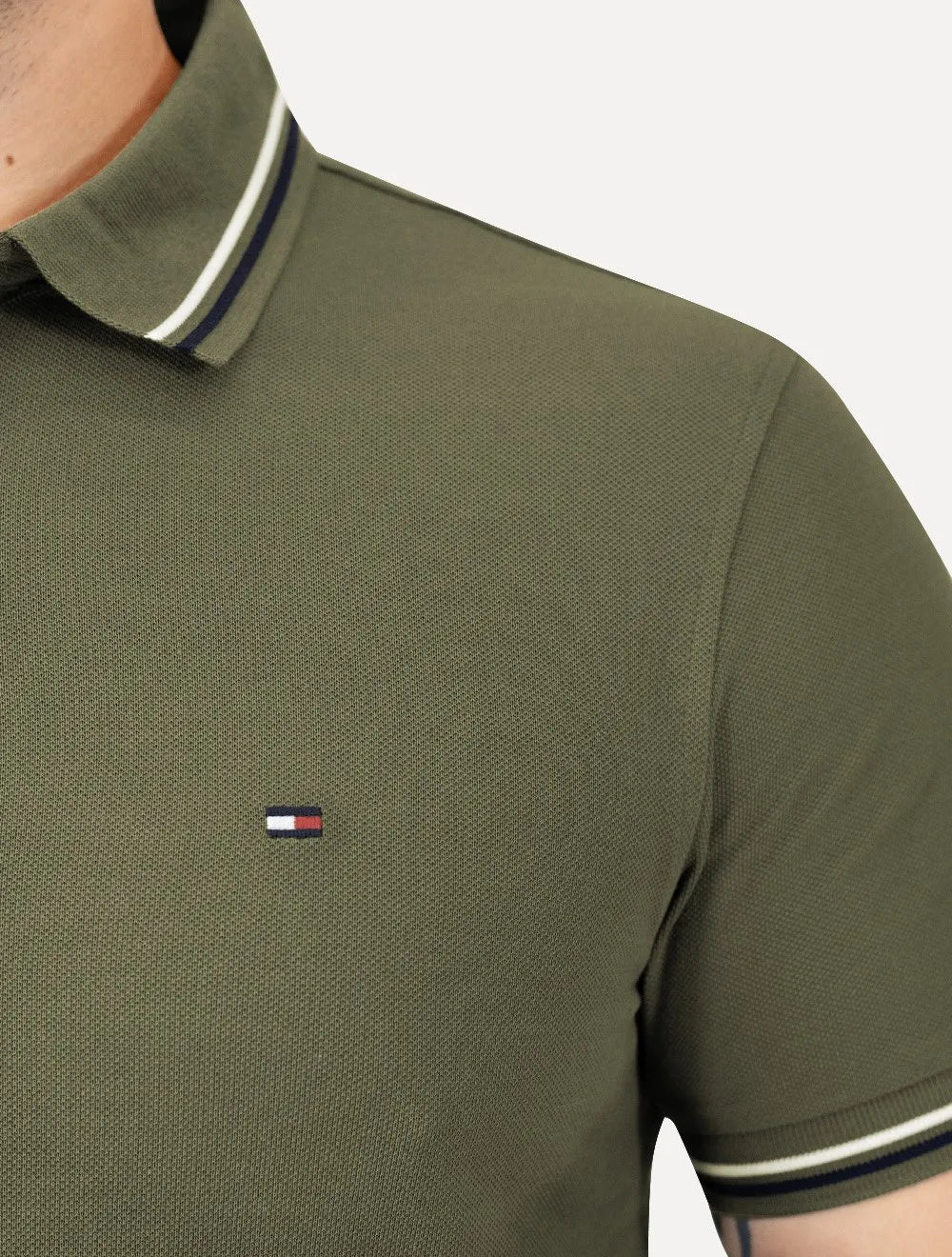 Polo Tommy Hilfiger Masculina Slim Tipped Collar Verde Militar