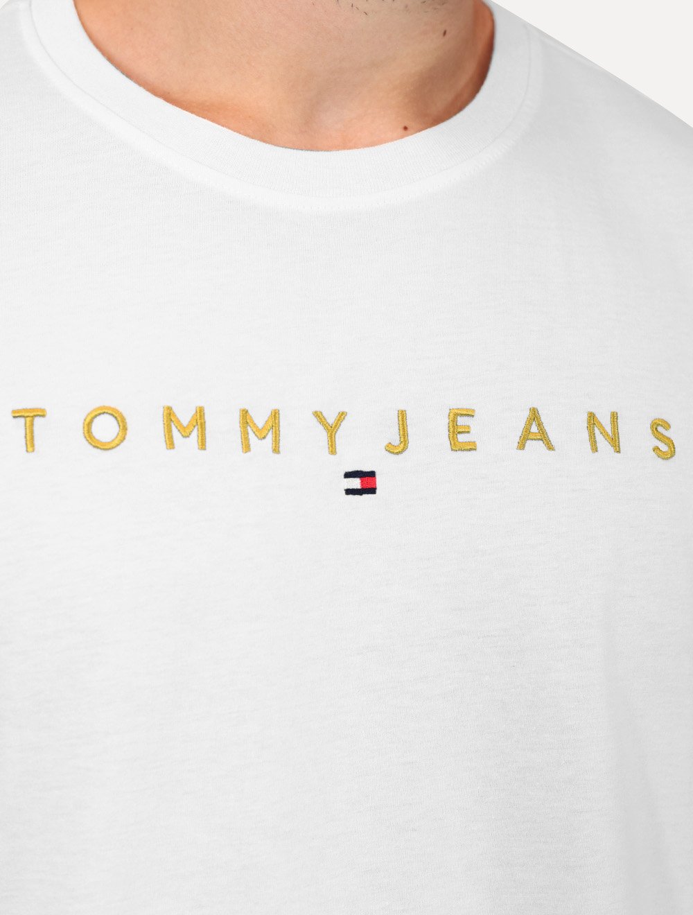 Camiseta Tommy Jeans Masculina Core Linear Gold Logo Branca
