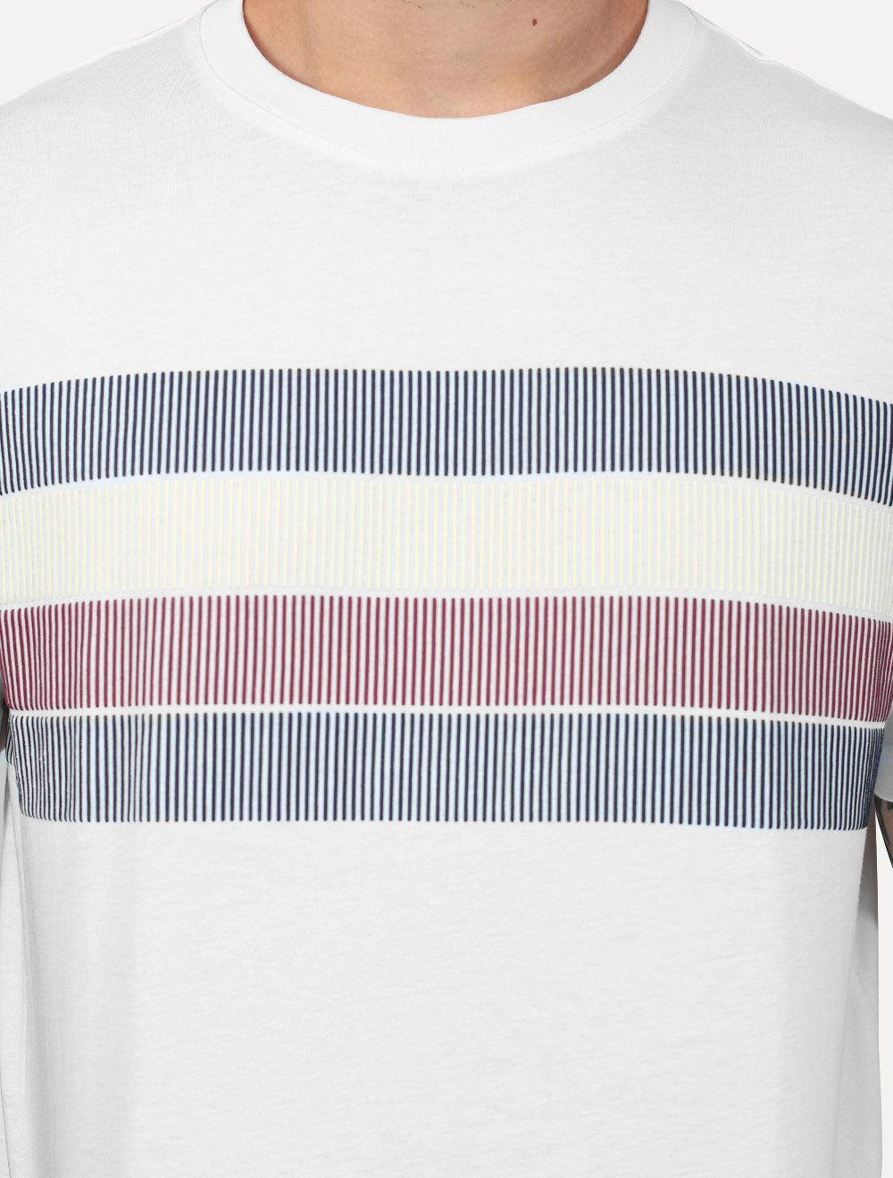 Camiseta Tommy Hilfiger Masculina Regular Shadow Global Stripe Branca
