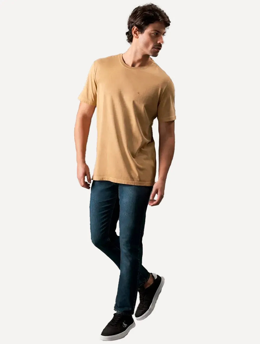 Camiseta Calvin Klein Jeans Masculina Monogram Logo Pigmento Marrom Claro