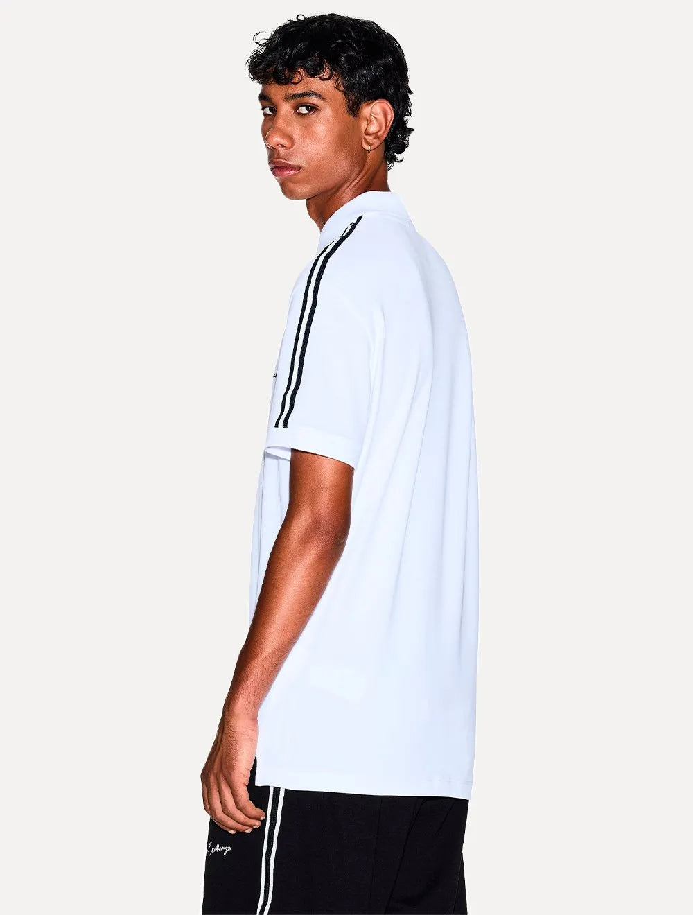 Polo Armani Exchange Masculina Regular Fit Logo Signature Branca
