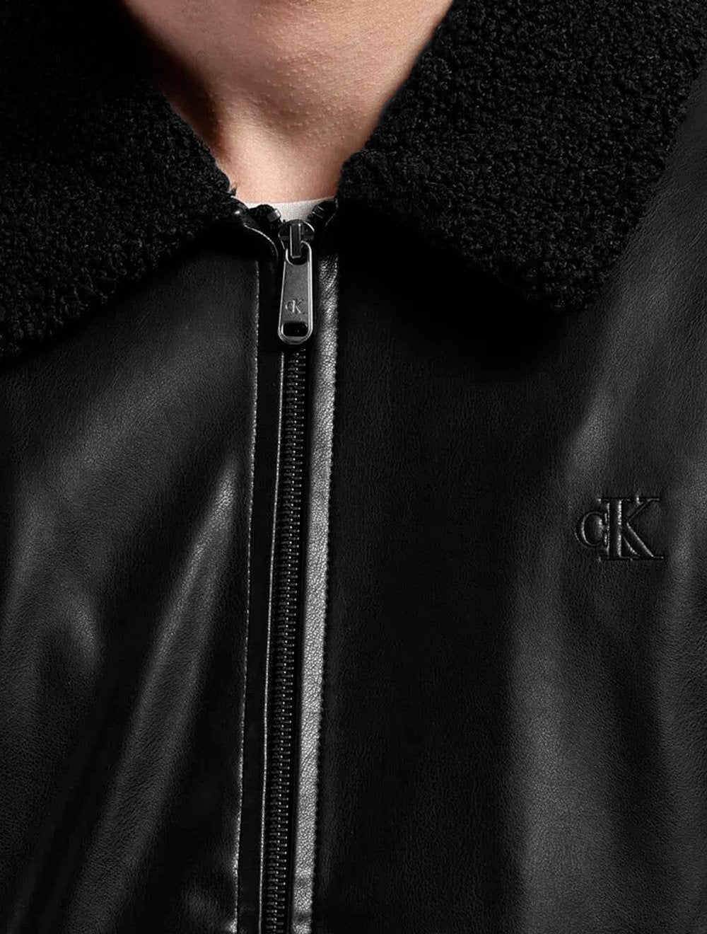 Jaqueta Calvin Klein Jeans Masculina Faux Leather Gola Preta