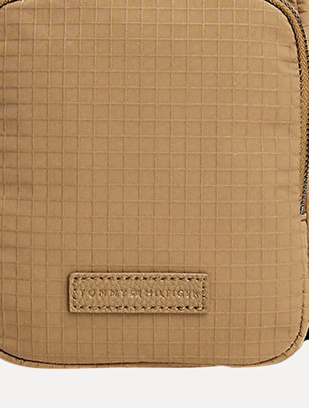 Bolsa Tommy Hilfiger Masculina Casual Tech Mini Shoulder Reporter Marrom