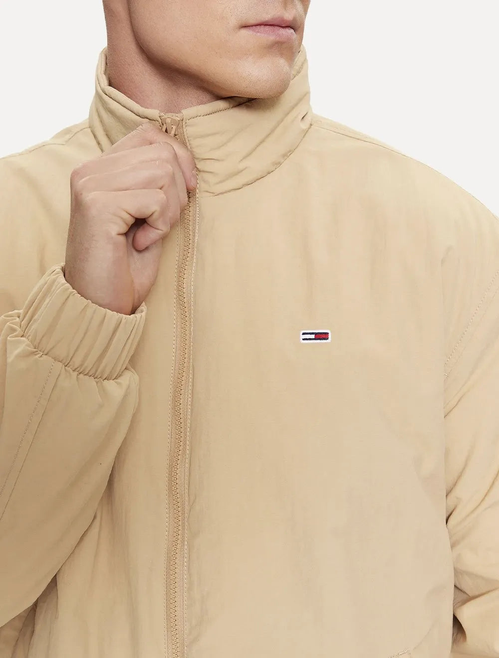 Jaqueta Tommy Jeans Masculina Essential Padded Plain Cáqui