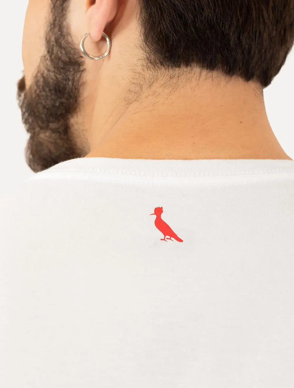 Camiseta Reserva Masculina Gota Pica-Pau Bordado Branca