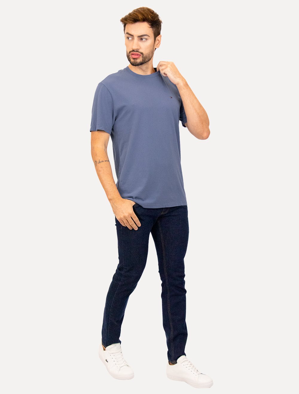 Camiseta Tommy Jeans Masculina Regular Jersey C-Neck Flag Azul