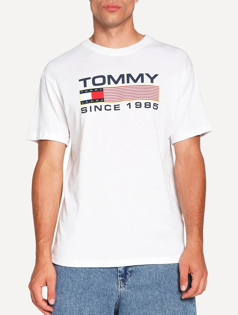 Camiseta Tommy Jeans Masculina Classic Twisted Logo Branca