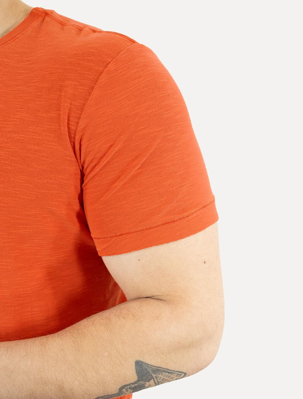 Camiseta Osklen Masculina Slim Rough Osksurf Handmade Laranja