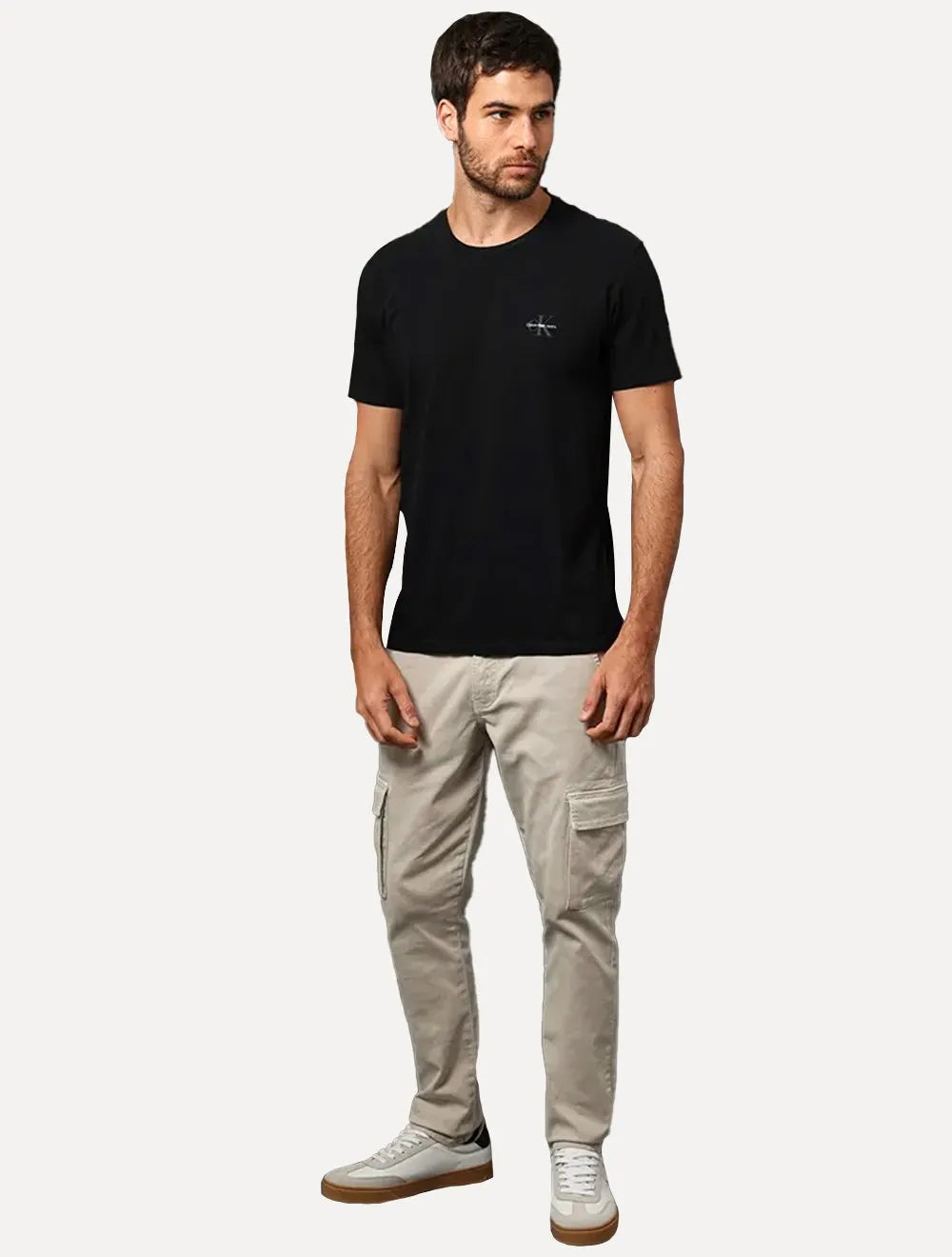 Camiseta Calvin Klein Jeans Masculina New Mono Logo Re Issue Preta