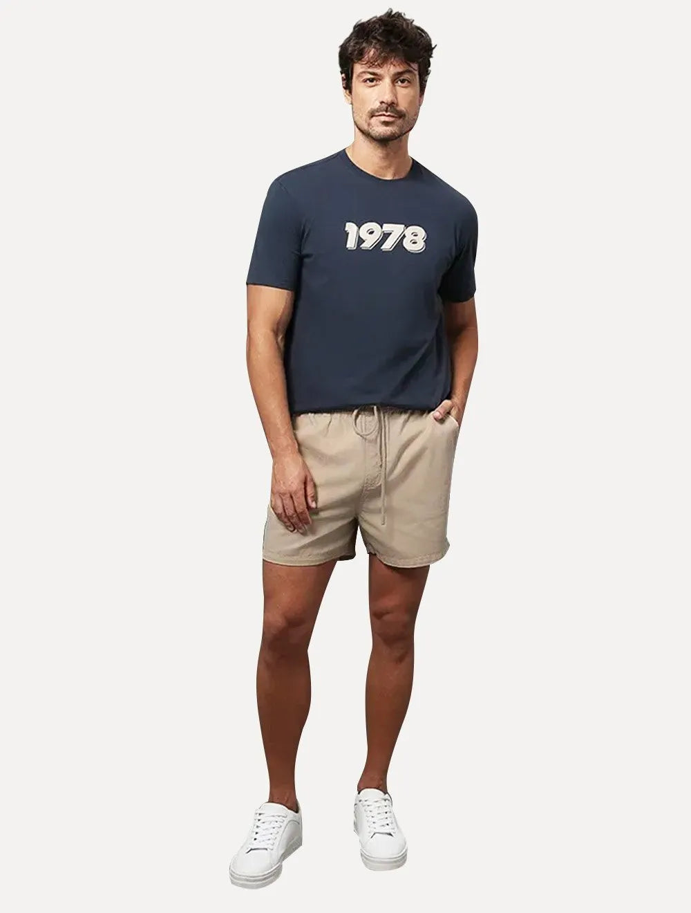 Short Calvin Klein Jeans Masculino Color Cós Elástico Cáqui Claro