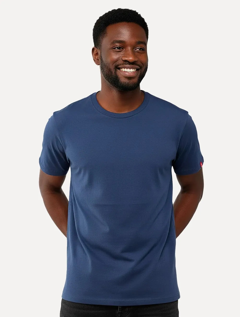 Camiseta Levis Masculina Slim Tab Sleeve Lisa Azul Médio