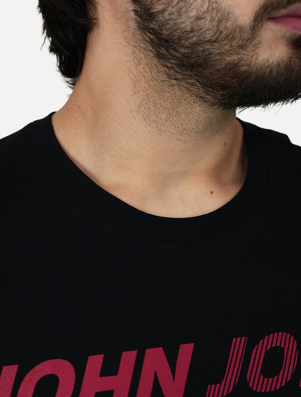Camiseta John John Masculina Slim Fit Signature Preta