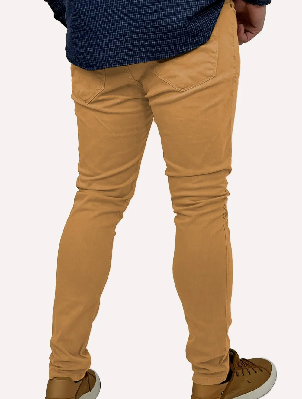 Calça King & Joe Sarja Masculina Slim Jogger Tinturada Marrom Claro