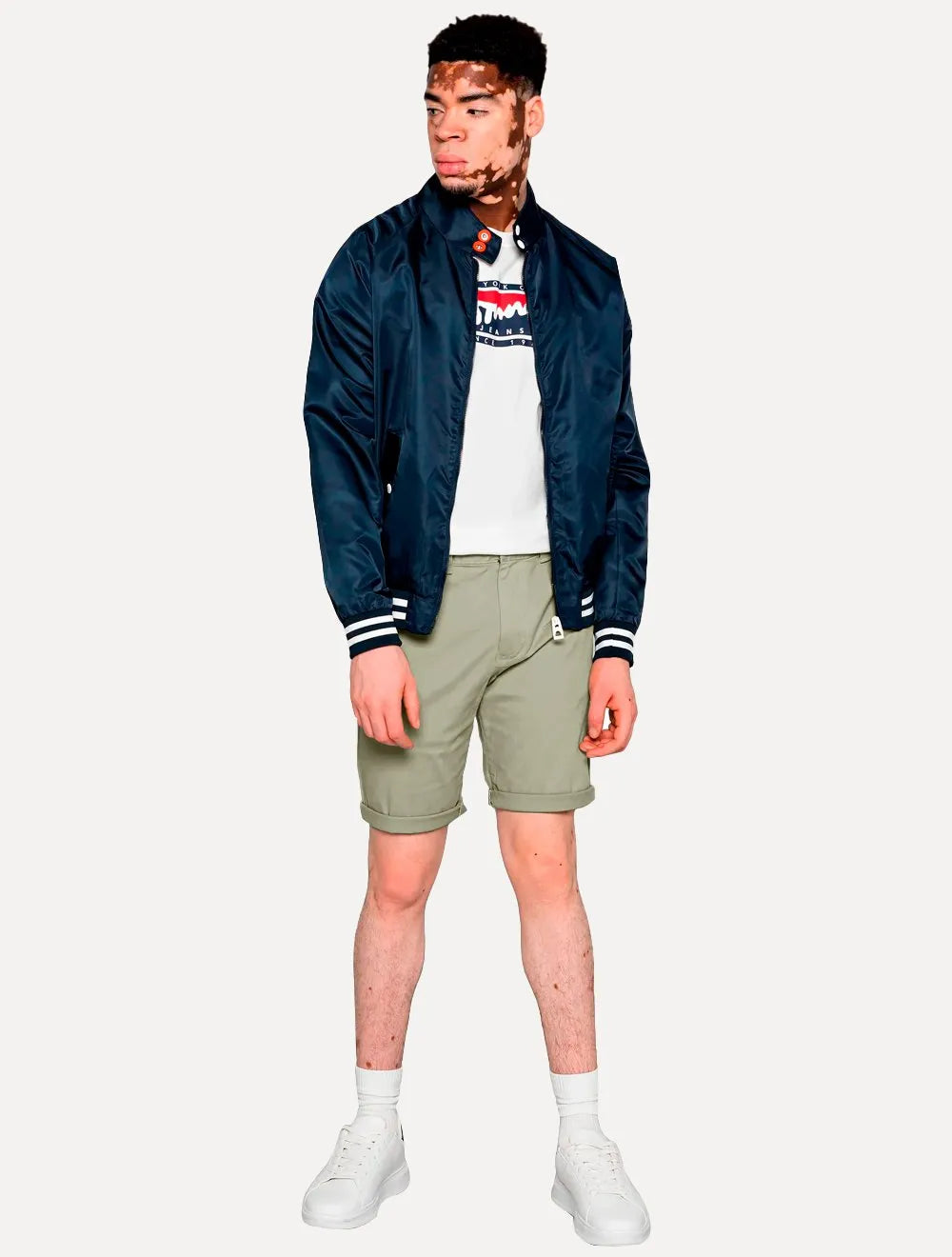 Bermuda Tommy Jeans Masculina Scanton Chino Cinza Sage