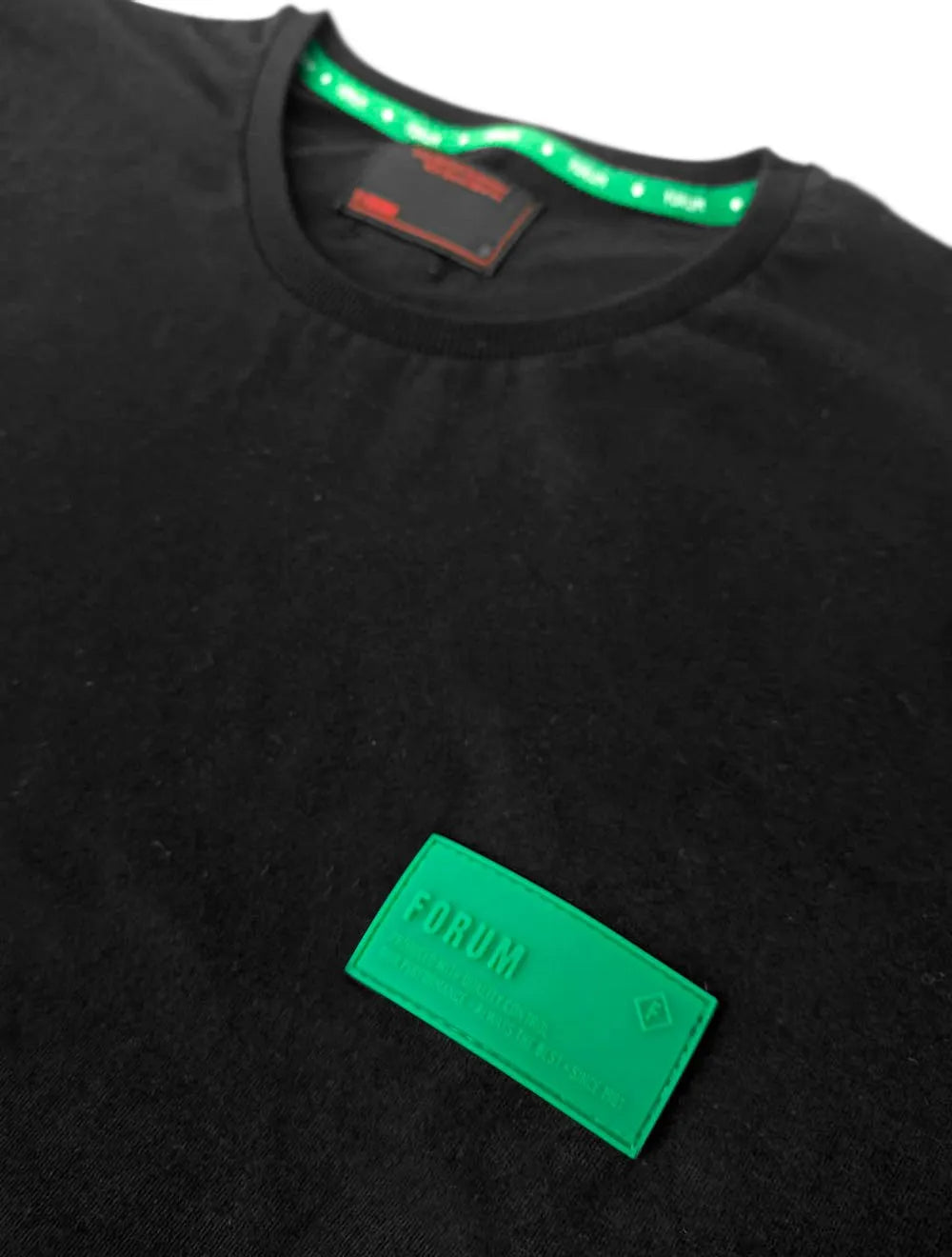 Camiseta Forum Masculina New Box Rubber Tag Preta