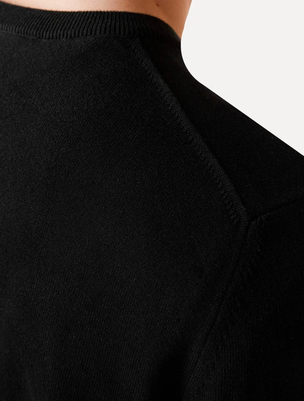 Suéter Lacoste Masculino Classic Fit Gola Redonda Logo Preto