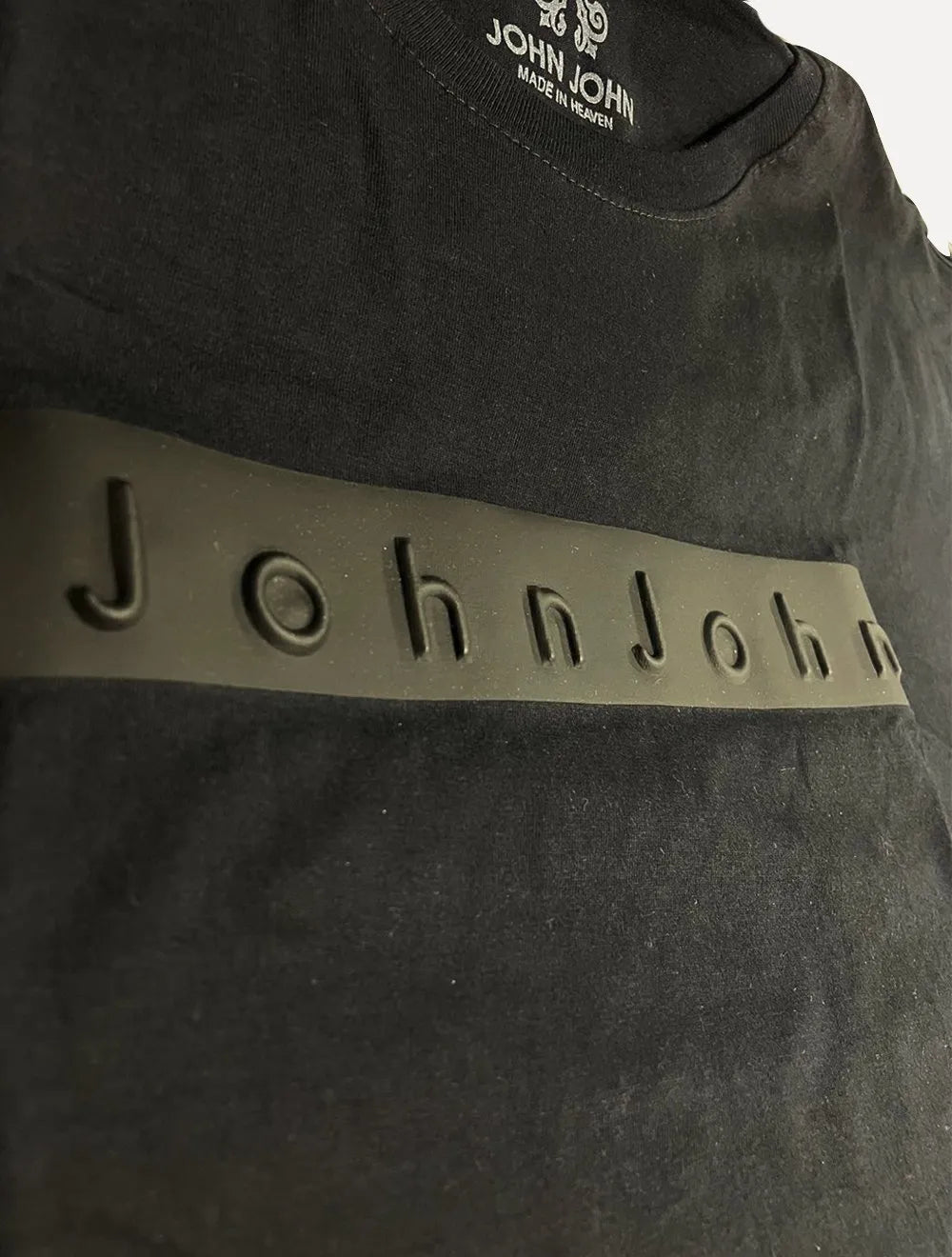 Camiseta John John Masculina Regular Embossed Sash Preta