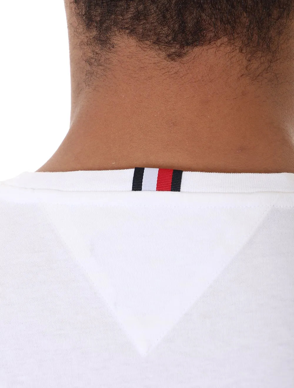 Camiseta Tommy Hilfiger Essential Badge Tee Branca