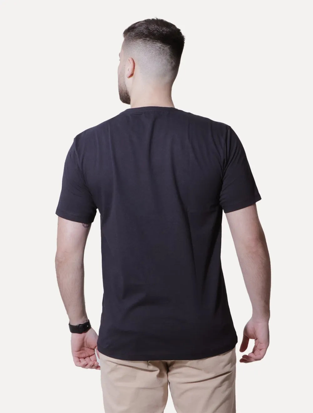 Camiseta Von der Volke Masculina Origineel Tag Preta