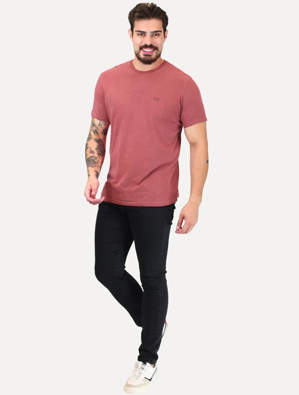 Camiseta King & Joe Masculina Estonada Basic Dark Small Logo Bordô