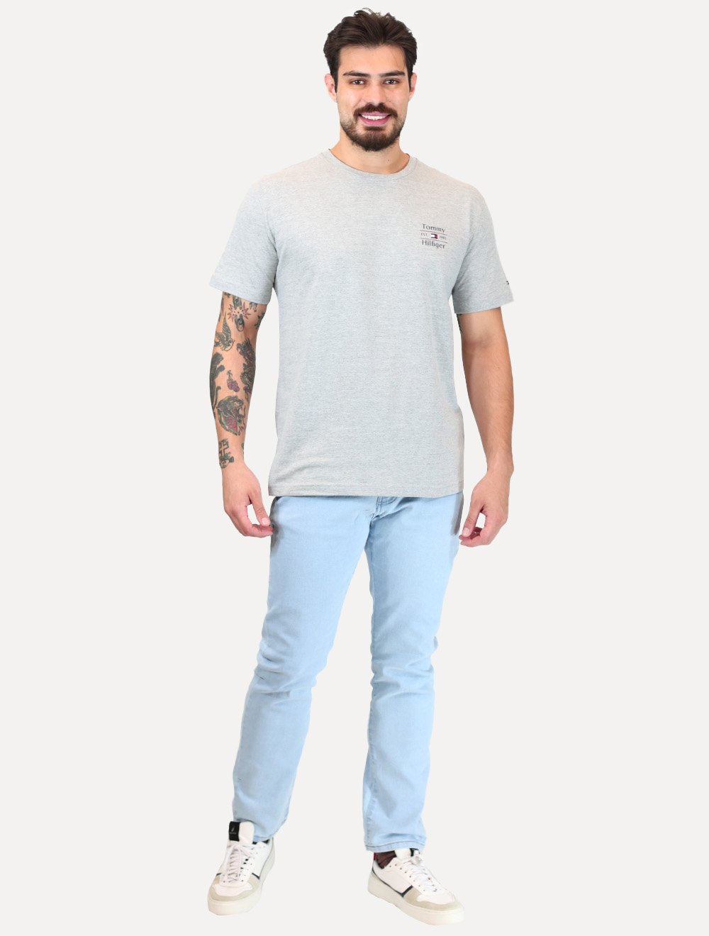Camiseta Tommy Hilfiger Masculina Regular Stack Cinza Mescla