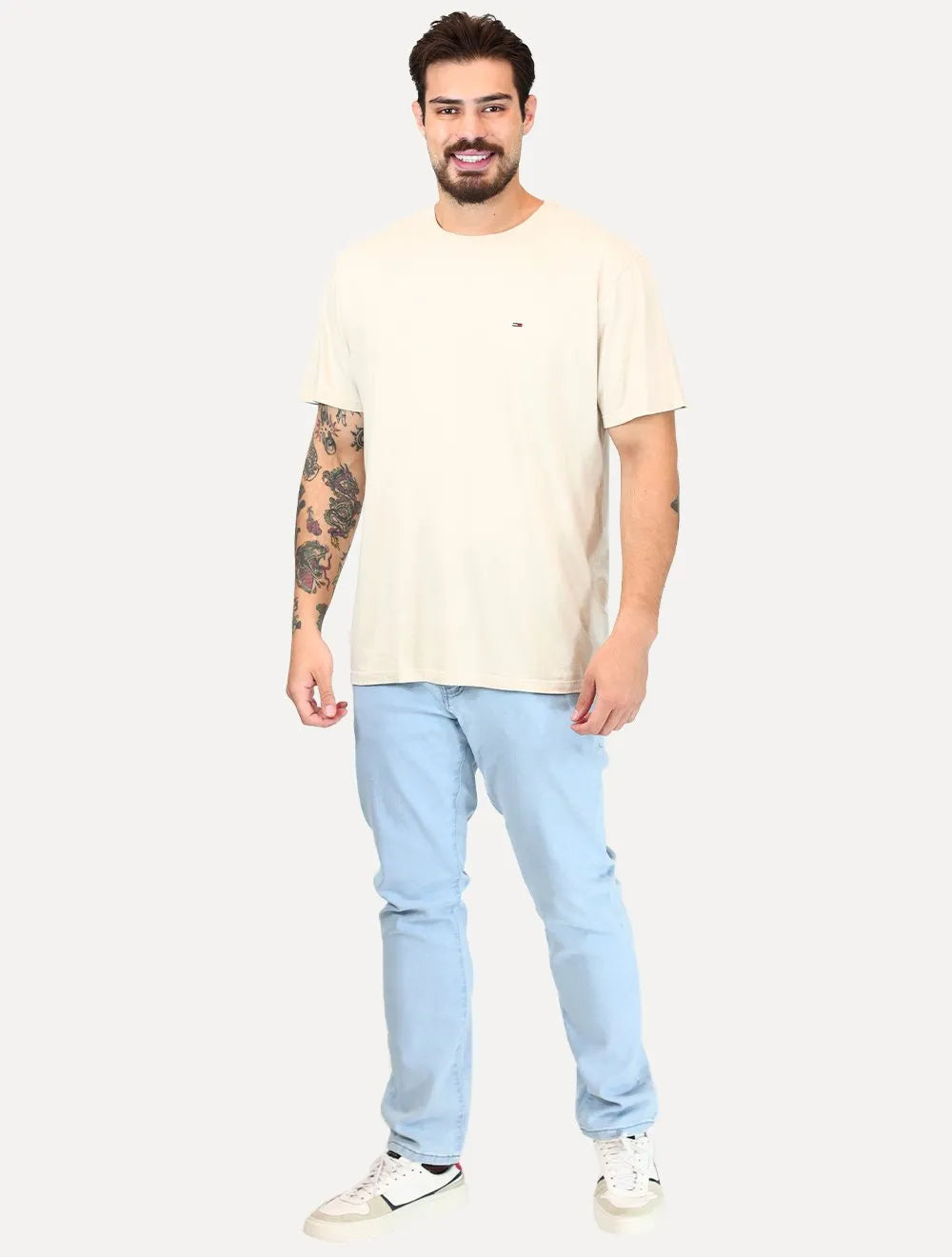 Camiseta Tommy Jeans Masculina Regular Jersey C-Neck Flag Areia