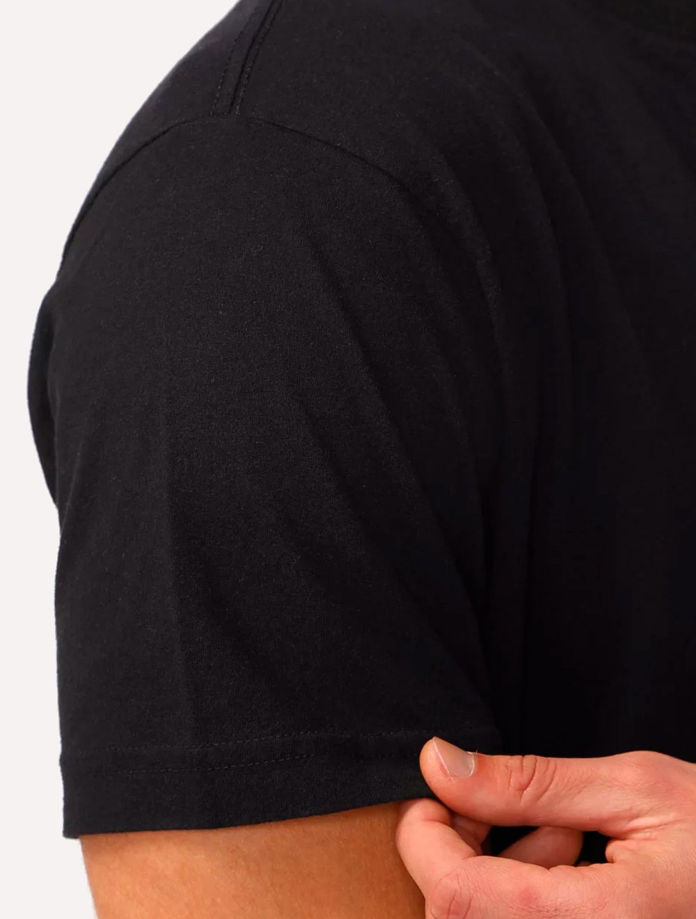 Camiseta Osklen Masculina Regular Vintage Coqueiro RJ Preta
