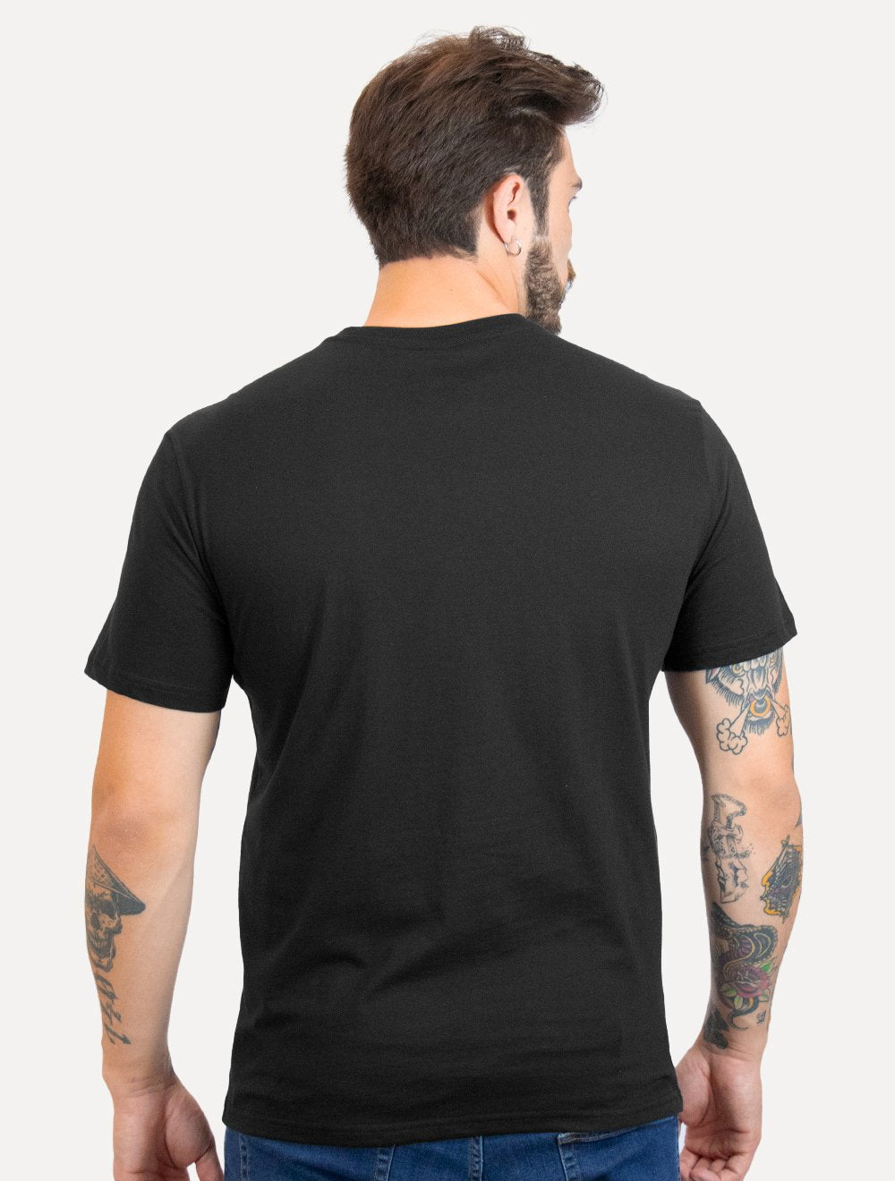Camiseta Tommy Jeans Masculina Regular Corp Chest Preta